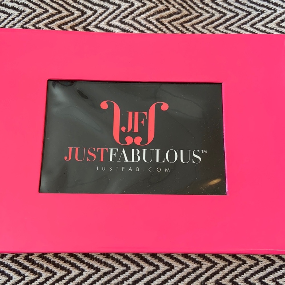 Stationary Set